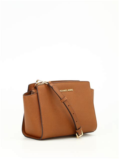 michael kors selma messenger|Selma Medium Saffiano Leather Crossbody Bag.